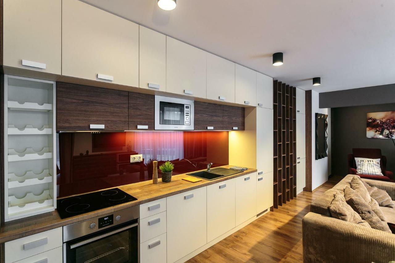 Doczy Private Apartment Debrecen Esterno foto