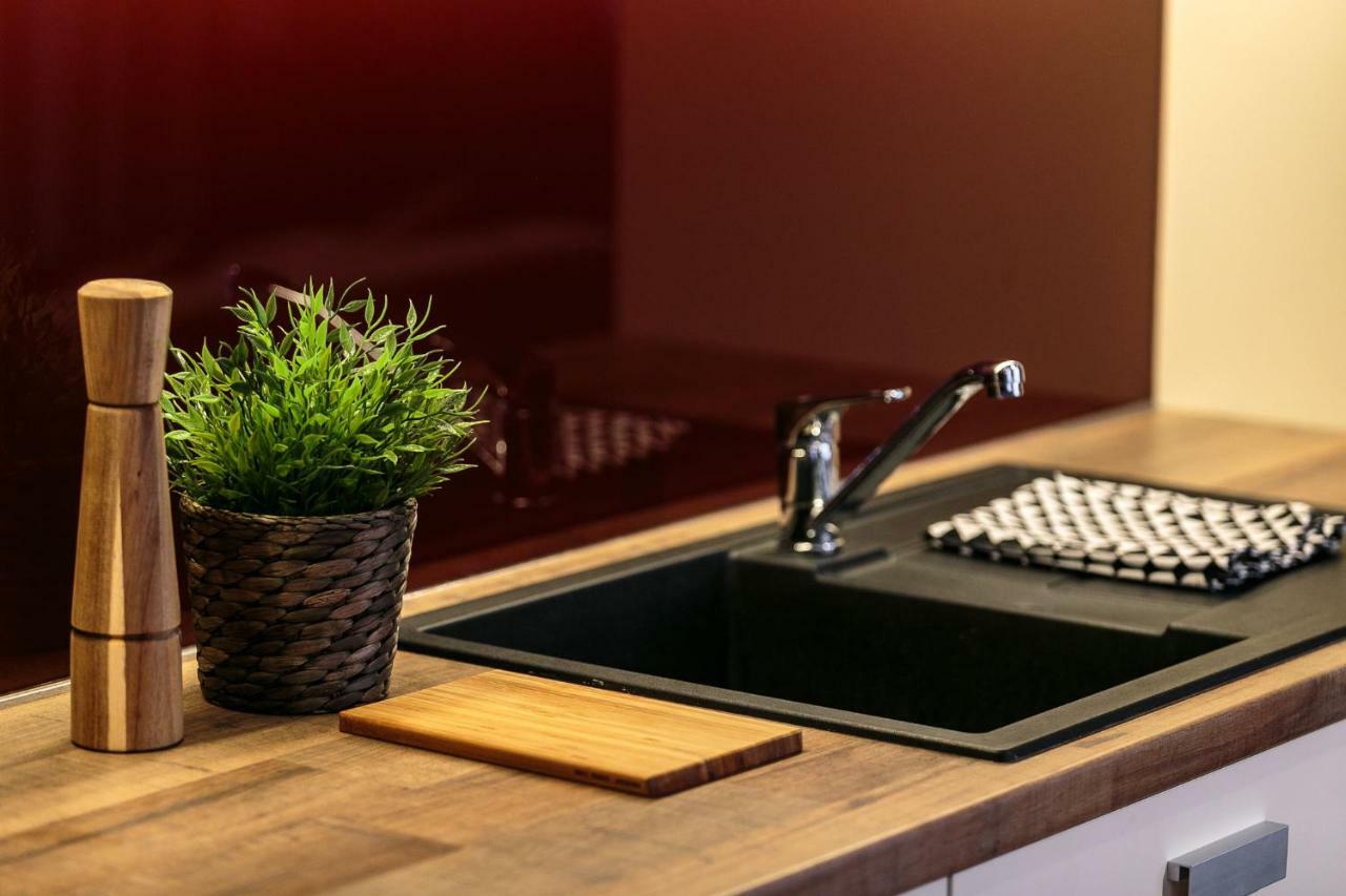 Doczy Private Apartment Debrecen Esterno foto